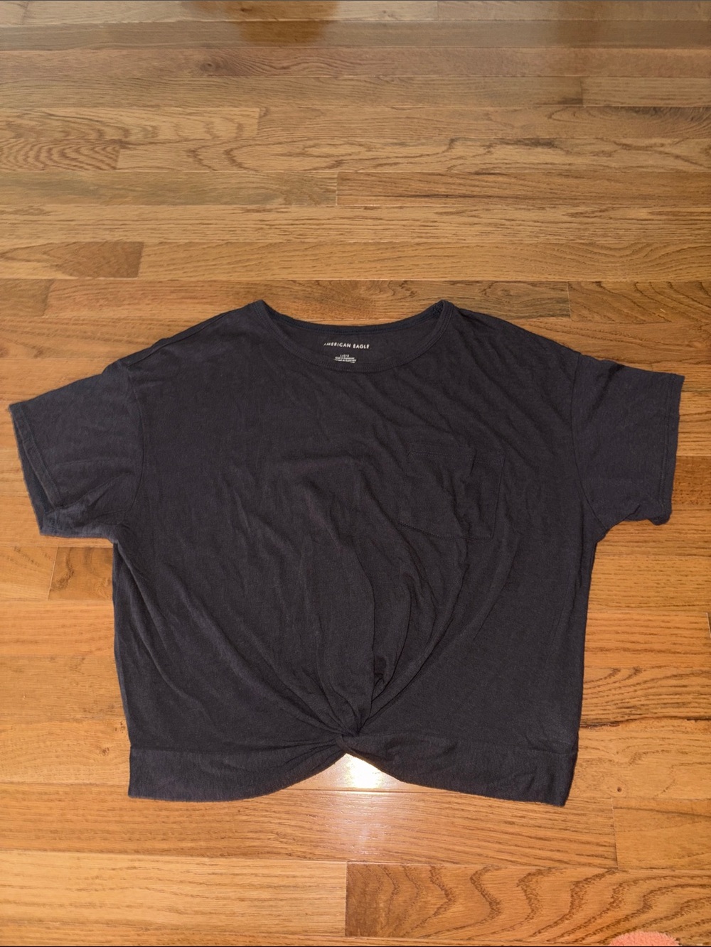 American Eagle Outfitters Black Short Sleeve Twist-Front Tee